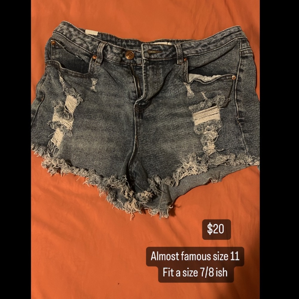 Almost famous size 11 shorts